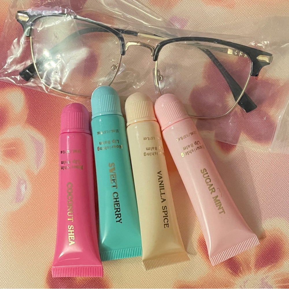 Glasses & Lip Balm Set - Coconut Shea, Sweet Cherry, Vanilla Spice, Sugar Mint